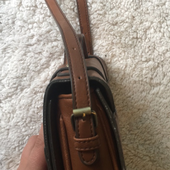 Brown faux leather shoulder strap purse - Picture 6 of 6